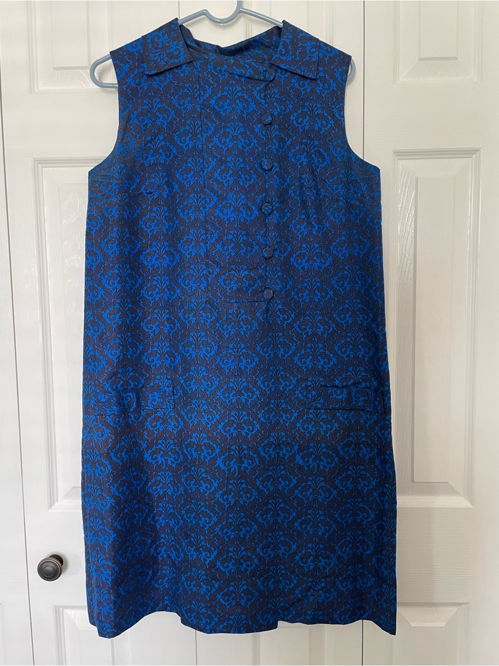 Sleeveless Blue Damask Shift Dress Size L  classic retro